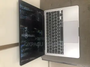 Laptop Apple MacBook Pro 2022 M2 8GB Intel SSD 512GB