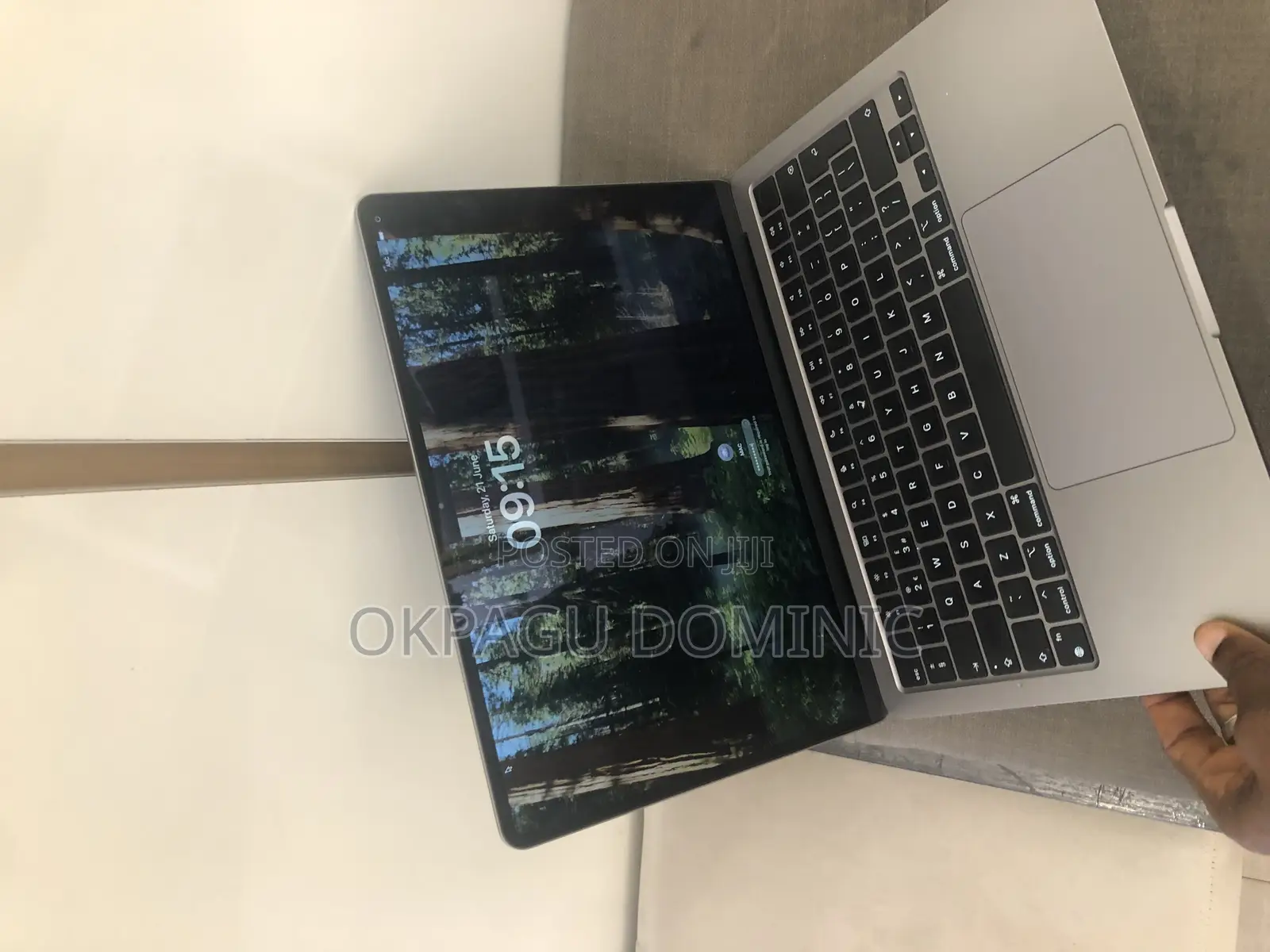 Laptop Apple MacBook Pro 2022 M2 8GB Intel SSD 512GB
