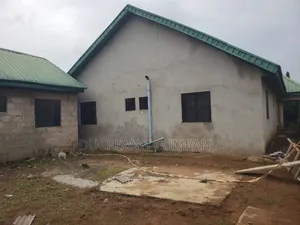 Photo - 4bdrm Bungalow in Ayobo for sale
