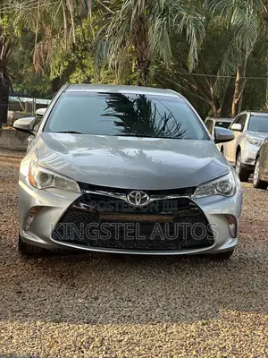 Toyota Camry LE 4dr Sedan (2.5L 4cyl 6A) 2016 Silver