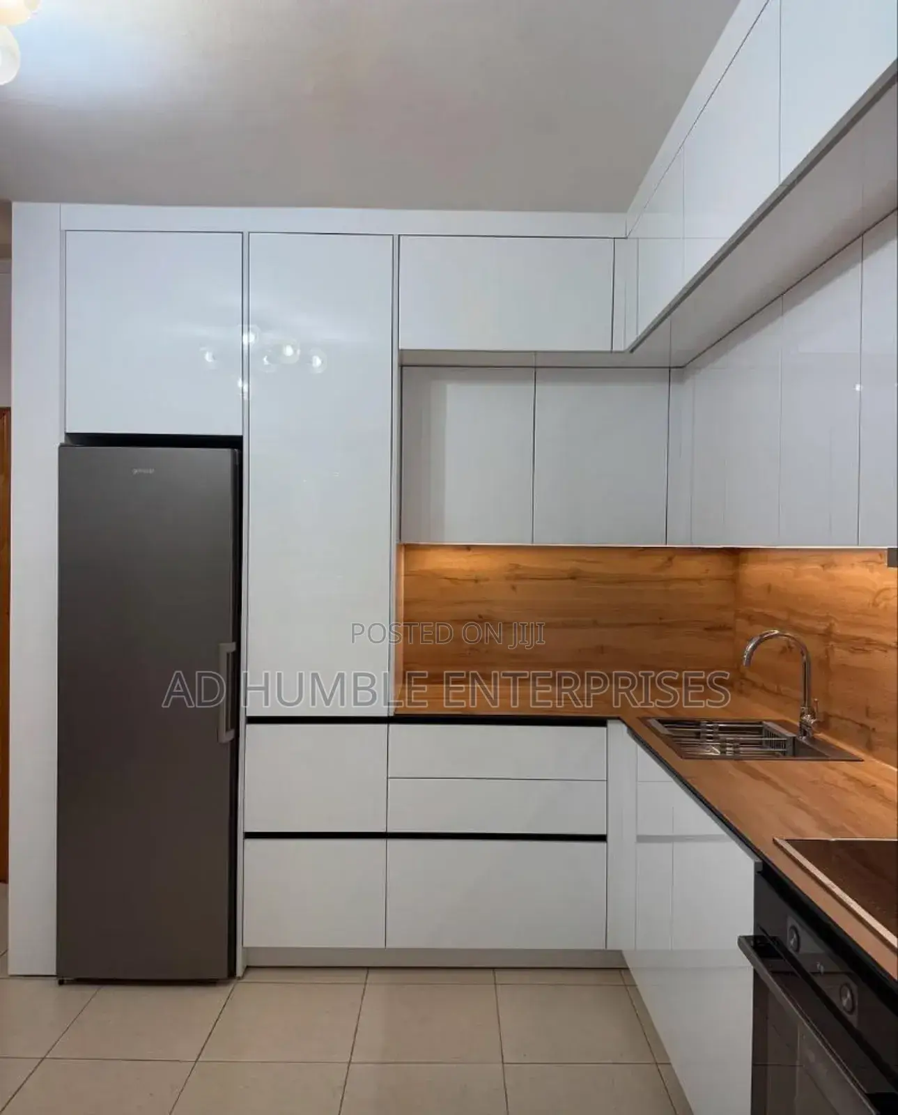 High Gloxy Kitchen Cabinet