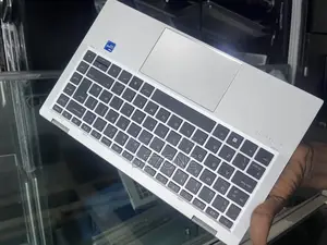 Laptop HP EliteBook 1040 G8 32GB Intel Core i7 SSD 512GB