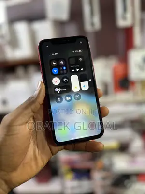 Apple iPhone 11 64 GB Red