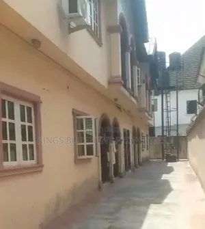 3bdrm Block of Flats in Off Npa Expressway for sale
