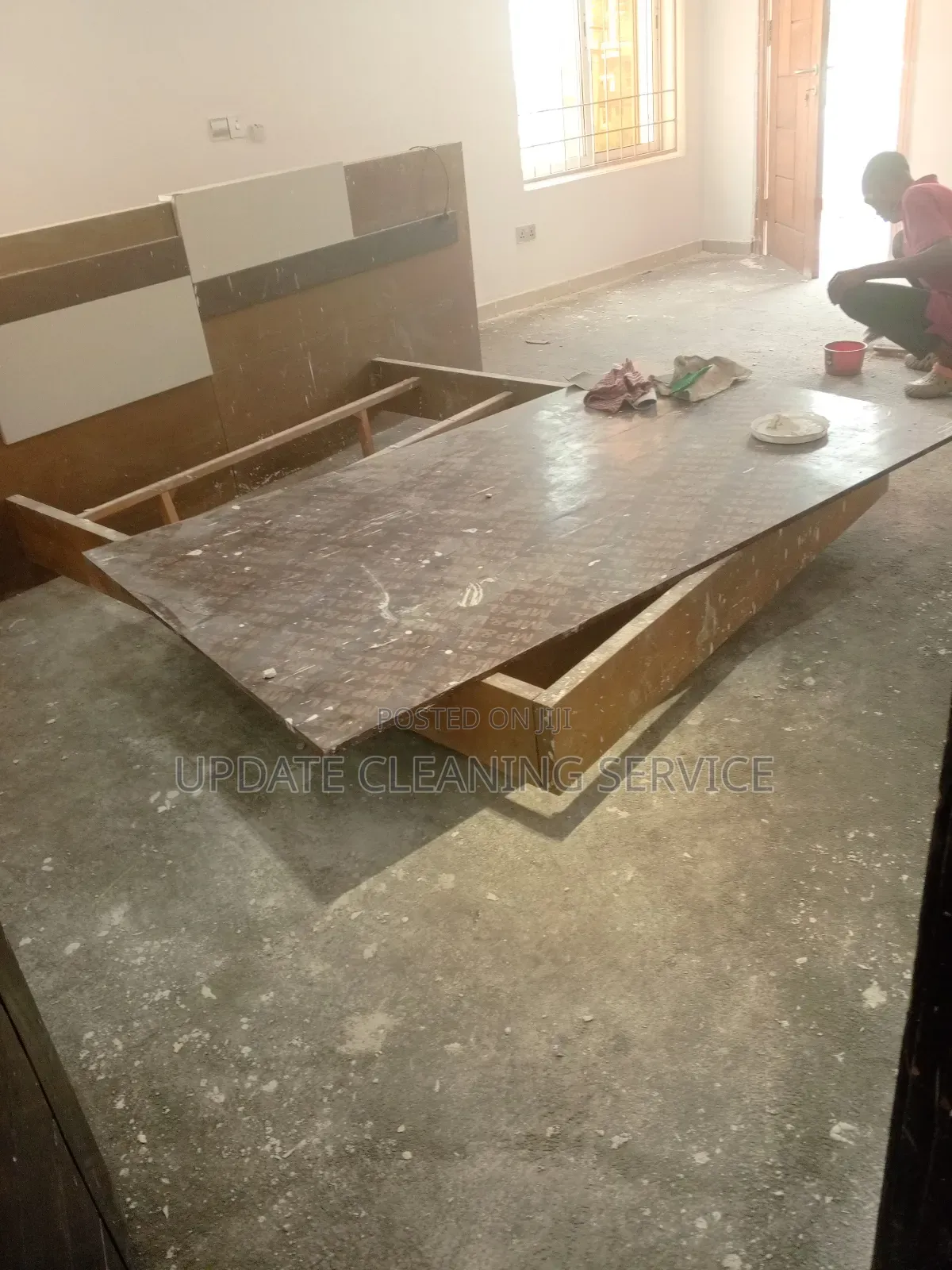 Deep Cleaning and Upholstery Cleaning Services