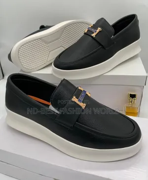 Hermes Leather Flat Shoes