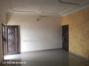 3bdrm House in Ikeja for rent
