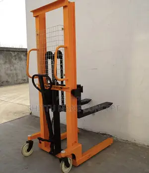 Manual Hydraulic Stalk Lifter  2000kg