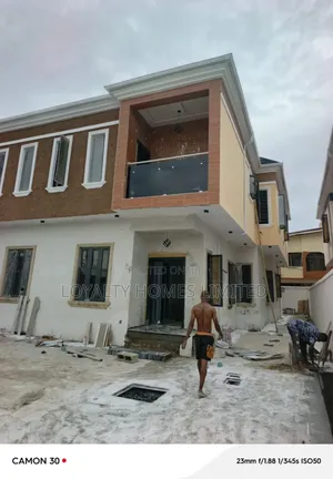 5bdrm Duplex in Phase 2, Ikeja for sale