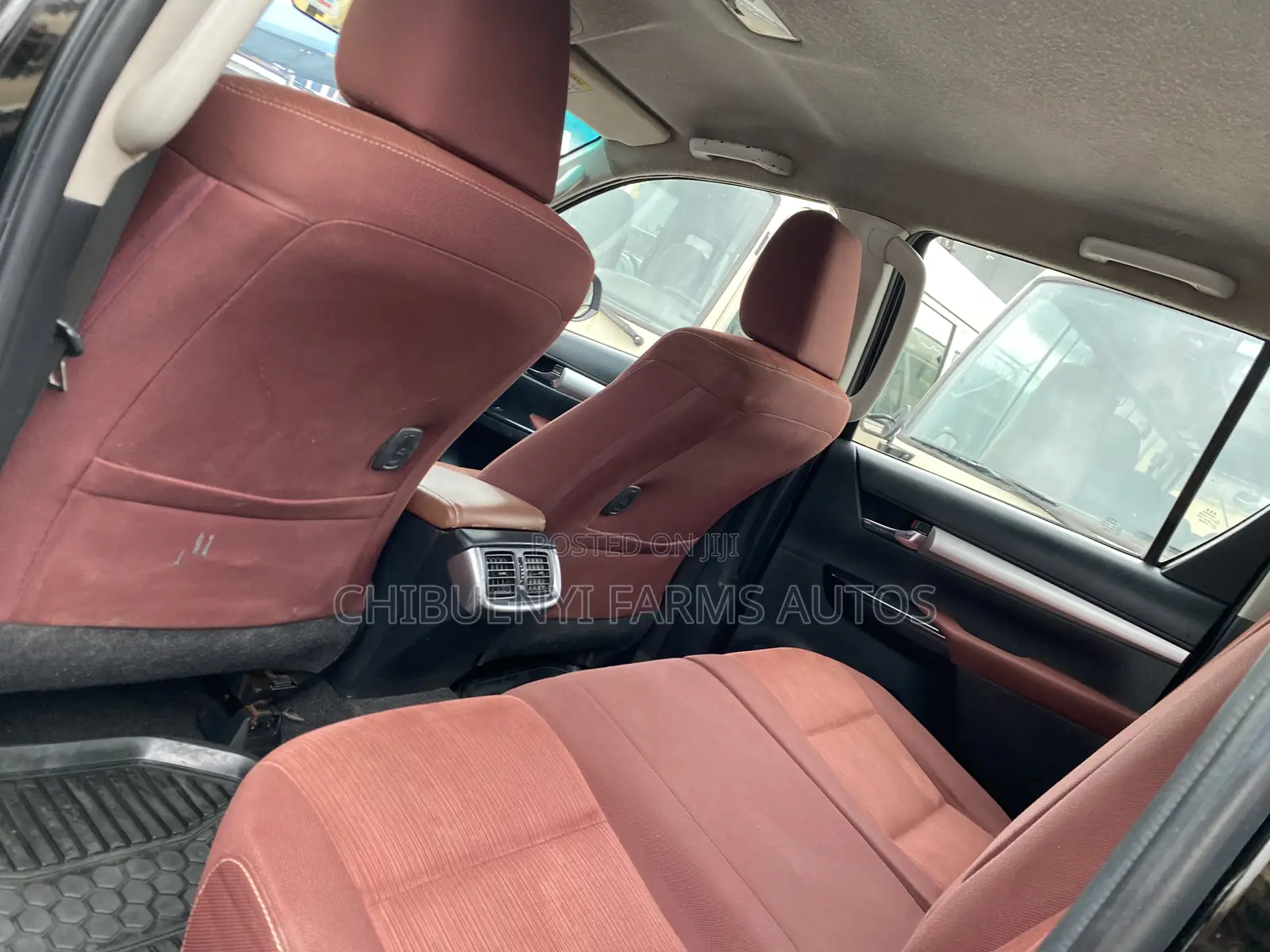 Toyota Hilux SR5 4x4 2017 Black