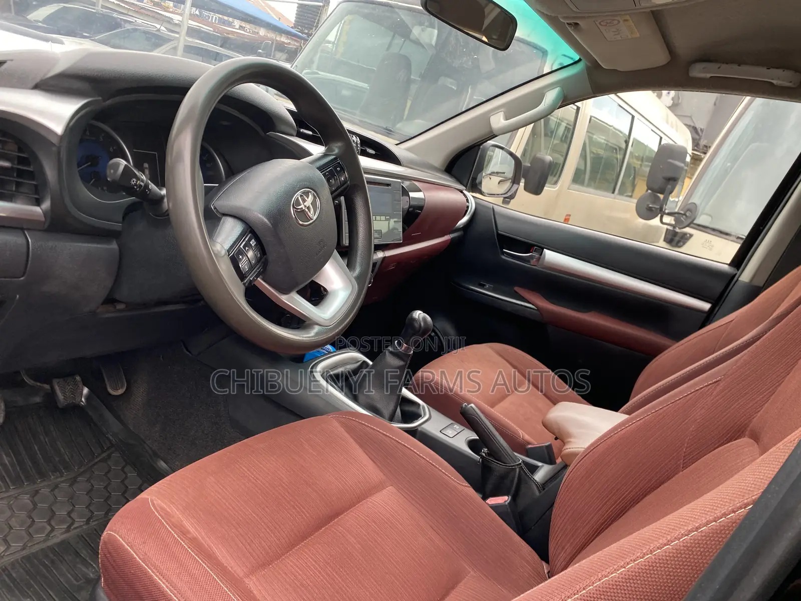 Toyota Hilux SR5 4x4 2017 Black