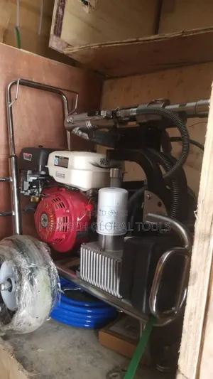 Petrol Engine Airless Spray Machine