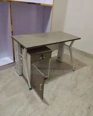 Office Table (Detach)
