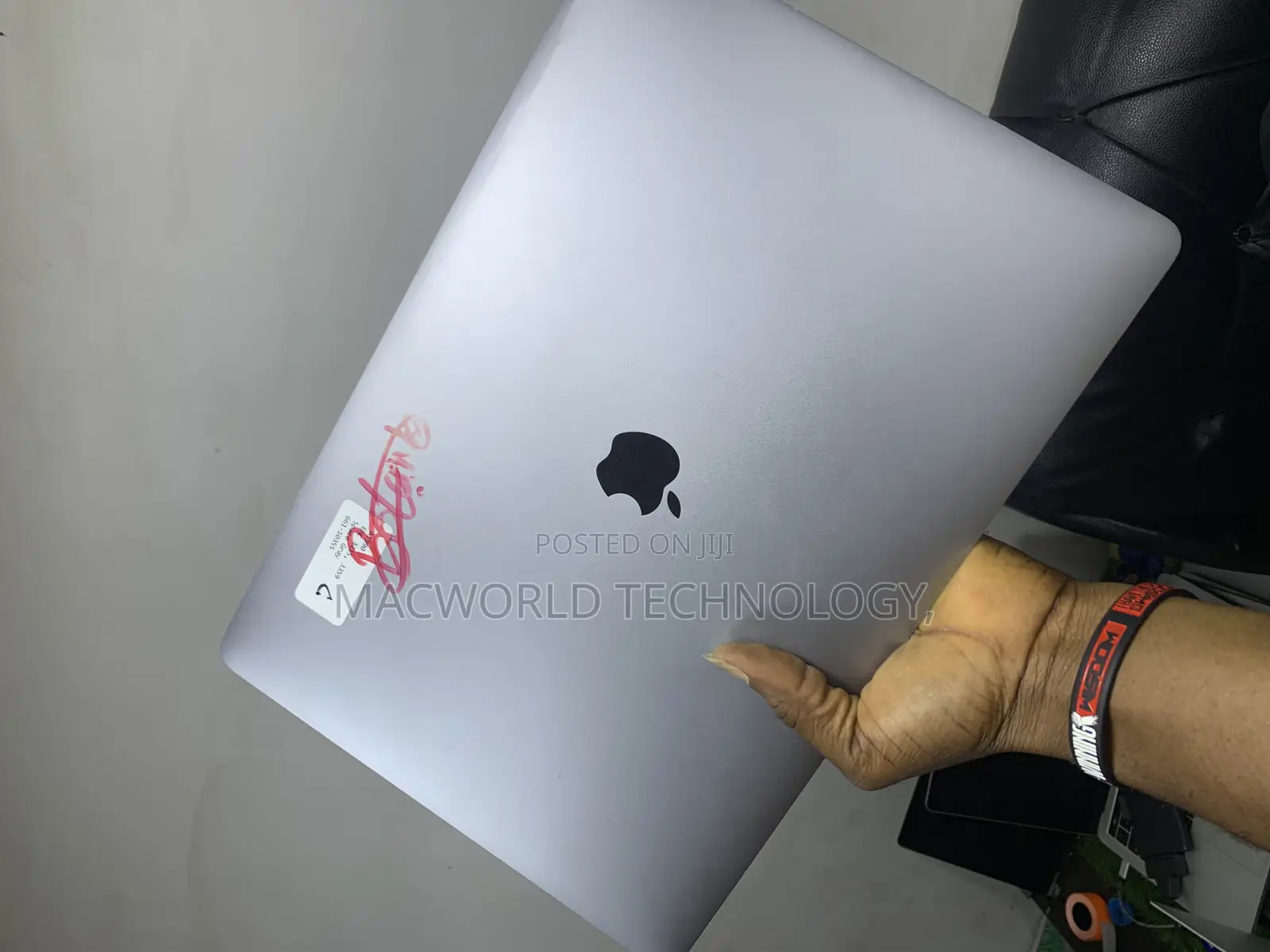 Macbook Pro Screen 2017 15inches