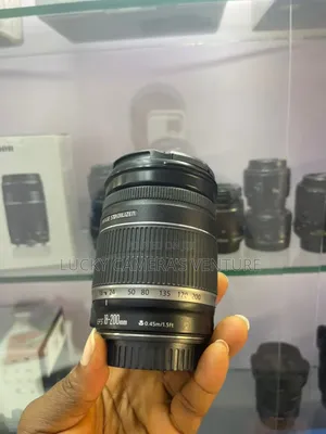 Canon 18 - 200mm Lens