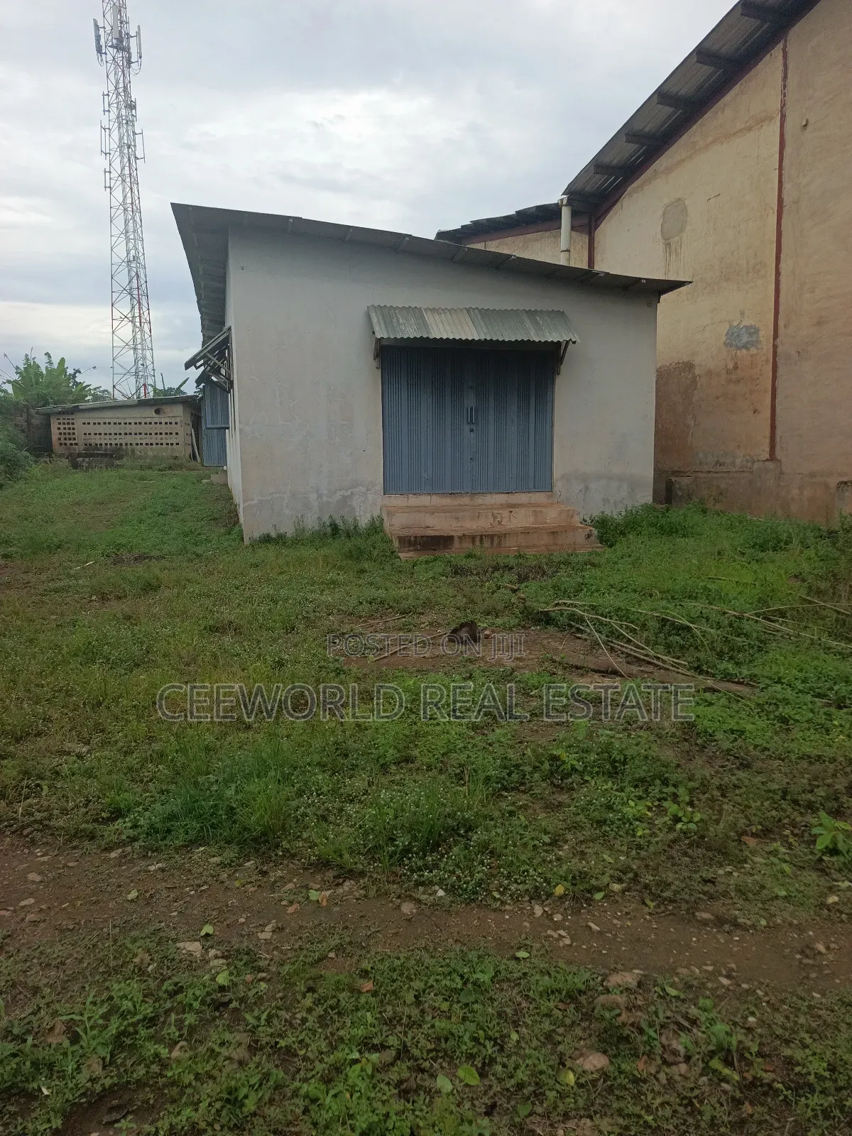 Self Compound Warehouse Available for Lease at Toll Gate