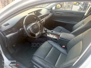 Lexus ES 350 FWD 2014 White