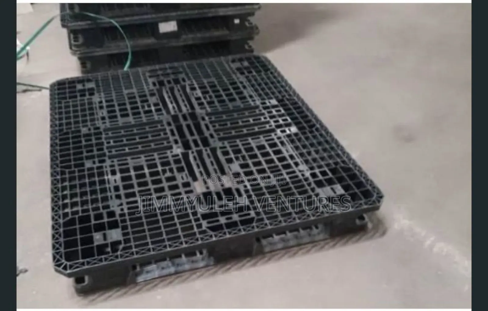 Heavy Duty Rubber Pallets