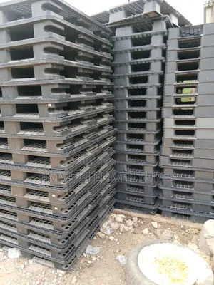 Heavy Duty Rubber Pallets