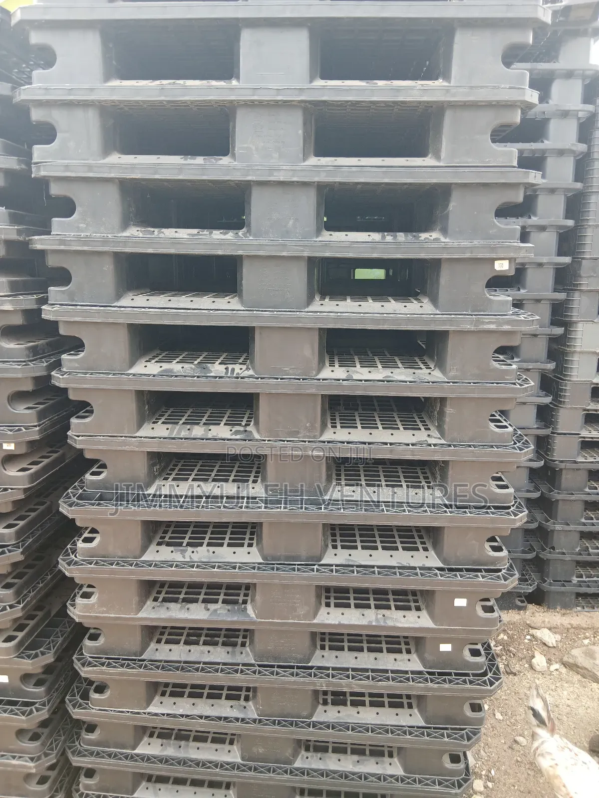 Heavy Duty Rubber Pallets
