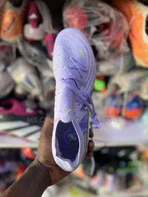 Original Nike Cyclone 360 Soccer Boot