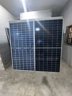 600w Jinko Solar Panel