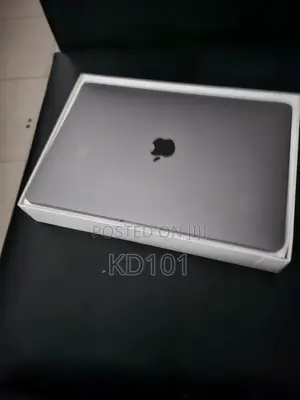 Photo - Laptop Apple MacBook Pro 2019 8GB Intel Core I5 SSD 128GB