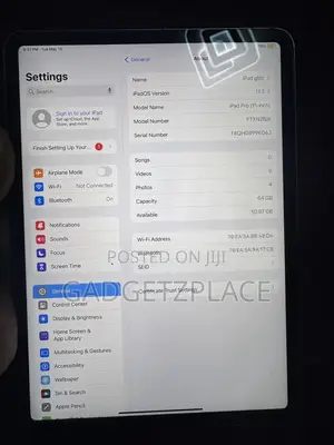 Apple iPad Pro 11 (2018) 64 GB Gray