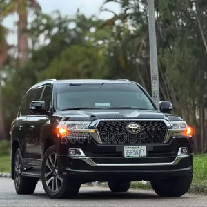 Toyota Land Cruiser 5.7 V8 VXR 2019 Black