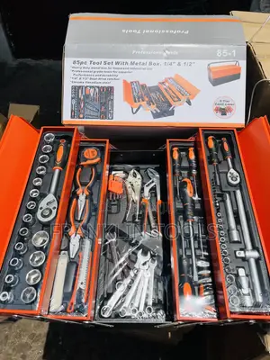 85pc Tool Set With Metal Box. 1/4" 1/2"