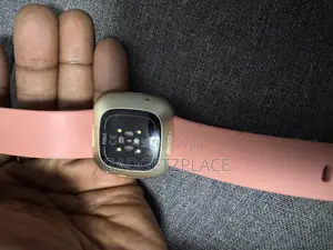 Fitbit Versa 3