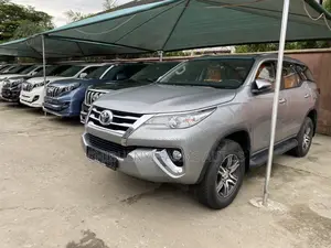 Toyota Fortuner 4.0 AWD 2020 Silver