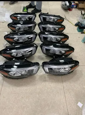 2021 Mercedes Benz Cla 350 Headlight.