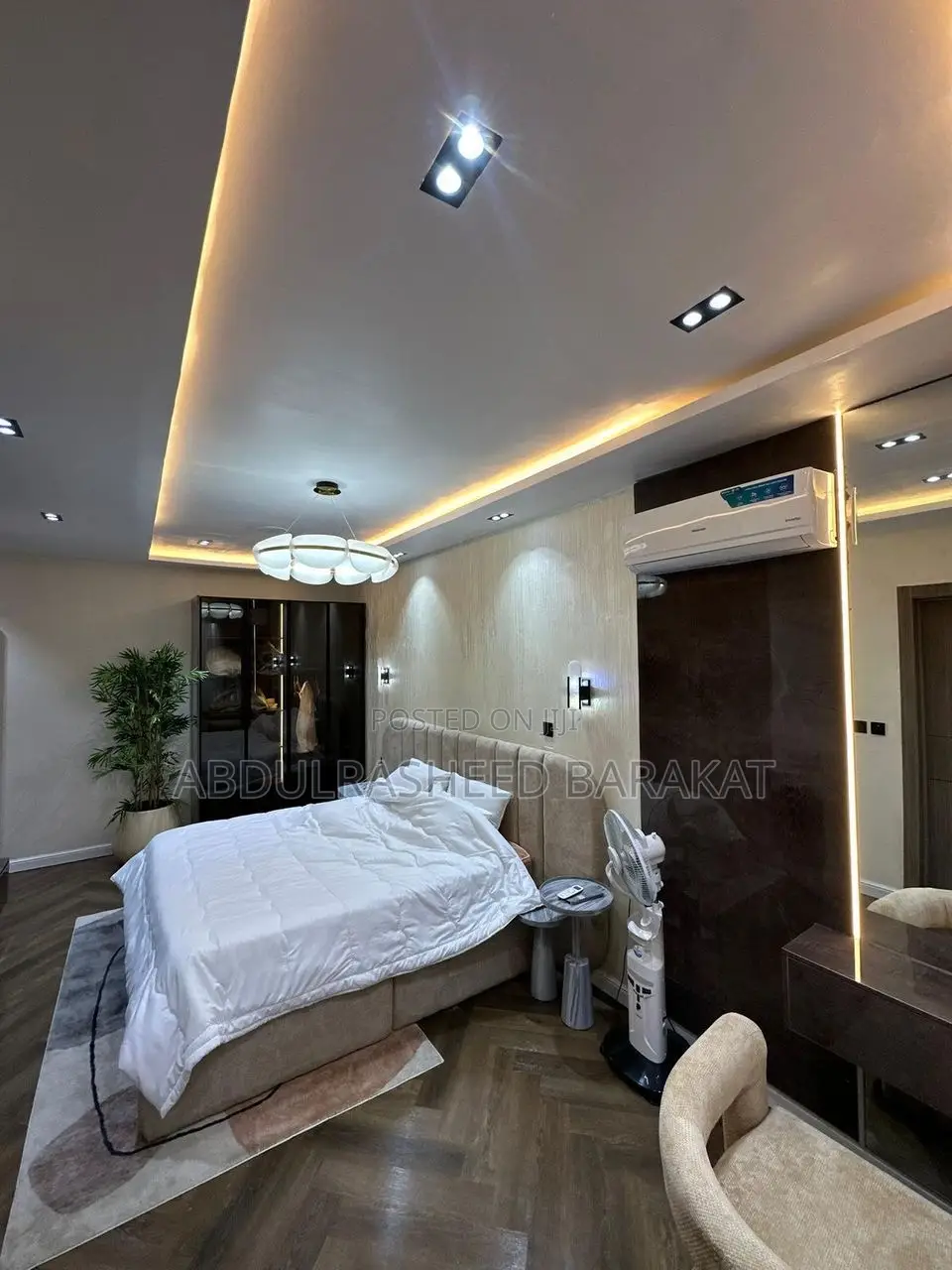 Luxurious Three Bedroom Apartment