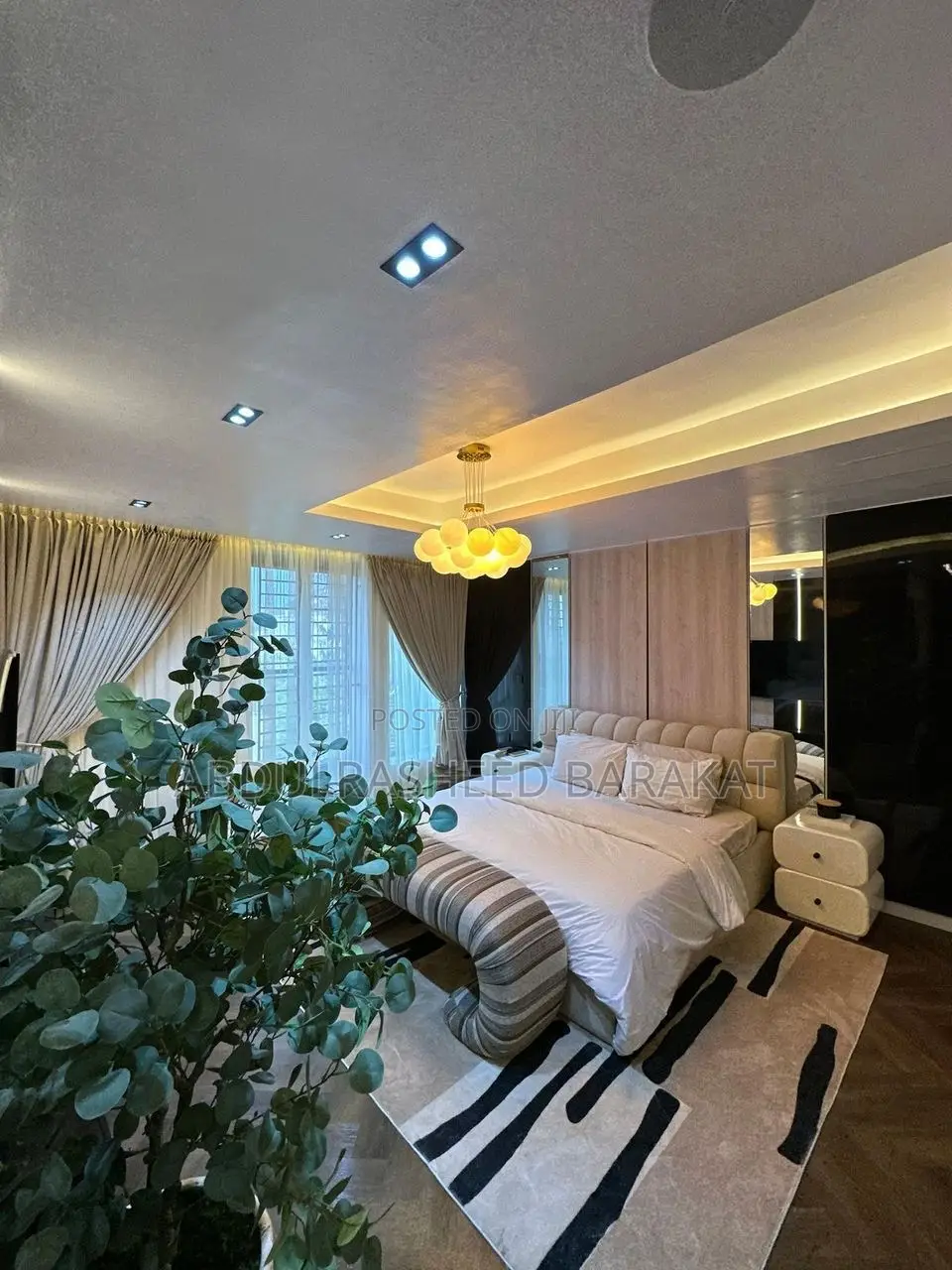 Luxurious Three Bedroom Apartment