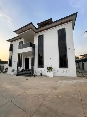 5bdrm Duplex in Asokoro for sale