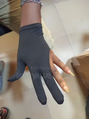 A Pair of Snooker Stick Glove