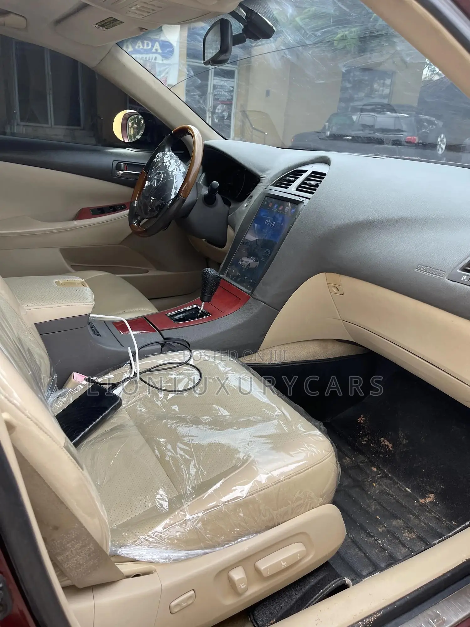 Lexus ES 2010 Red