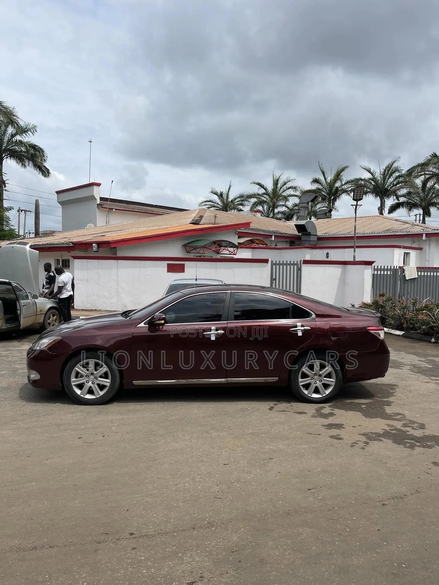 Lexus ES 2010 Red