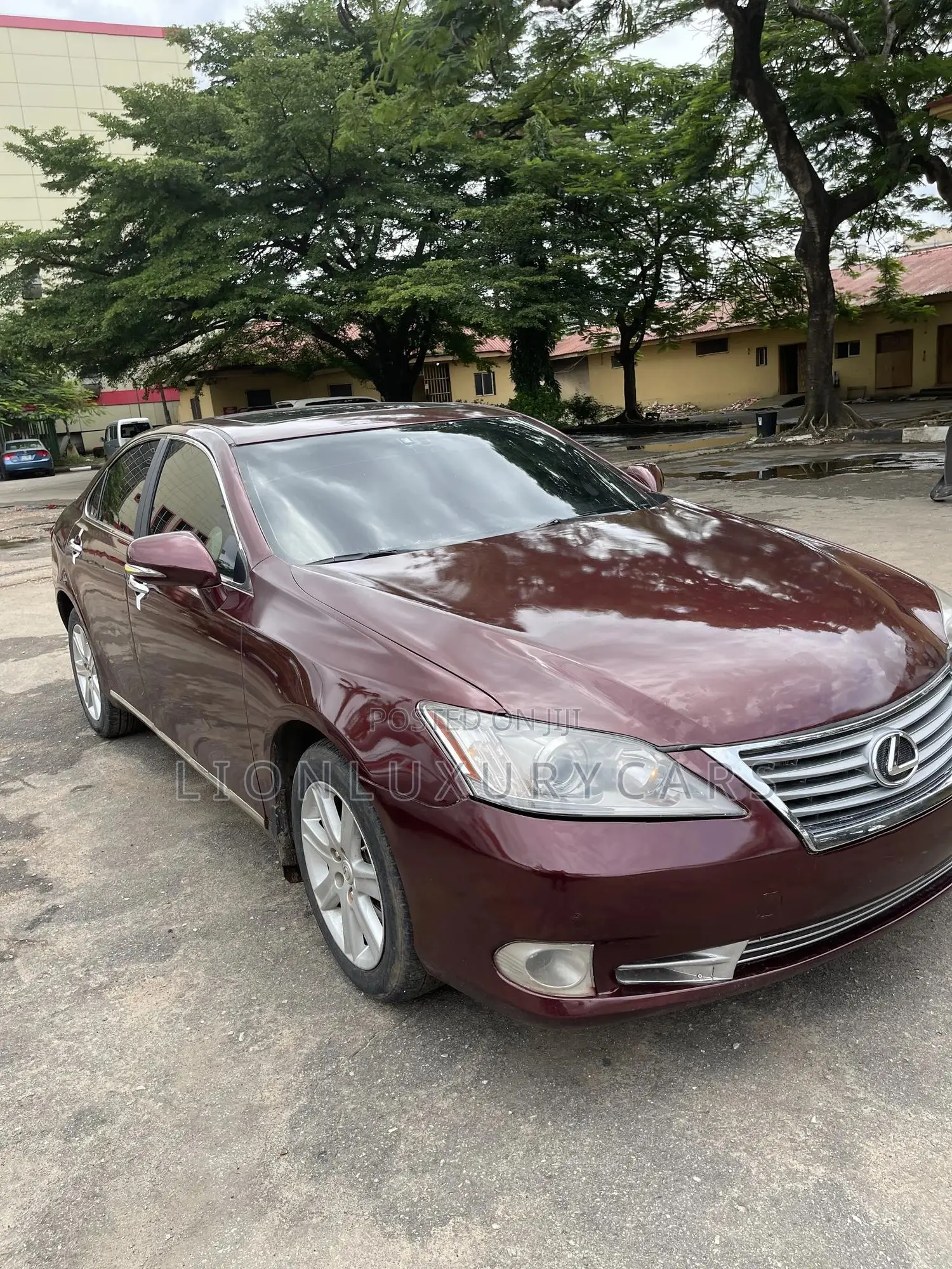 Lexus ES 2010 Red