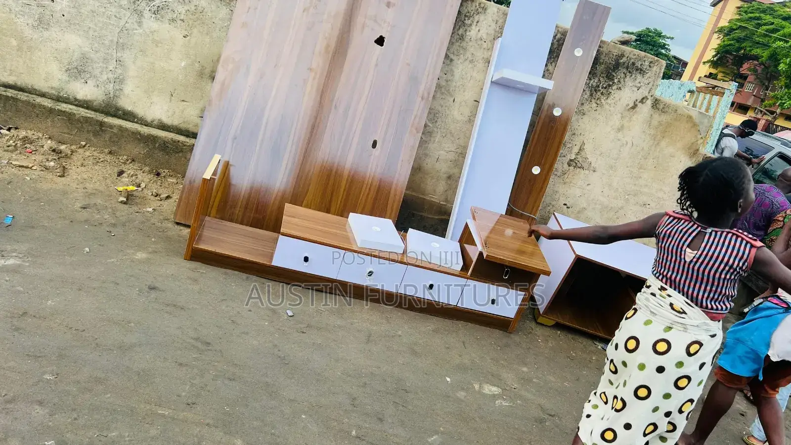 Get Your Luxury 6 by 8 Tv Console