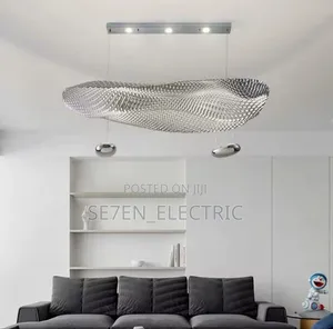 Acrylic Luxury Dropping Chandelier