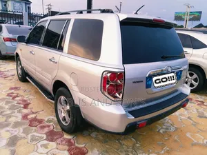 Honda Pilot 2006 Silver