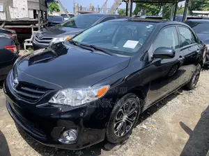Toyota Corolla LE Special Edition 4dr Sedan (1.8L 4cyl 4A) 2013 Black