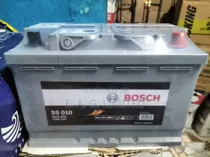 Bosch S5 010 Car Battery.
Specifications: 650a (En) 75ah 12v