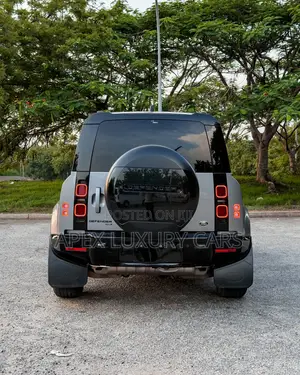 Land Rover Defender 2022 Gray