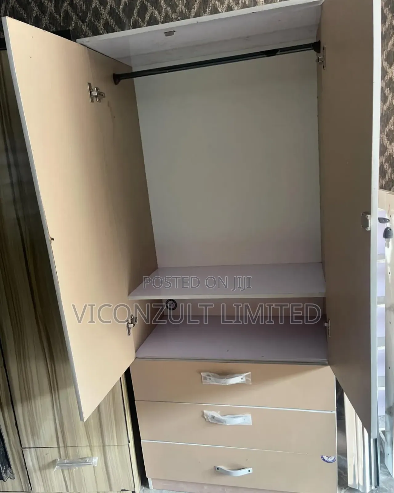 Bespoke 2.5ft by 6ft Wardrobe