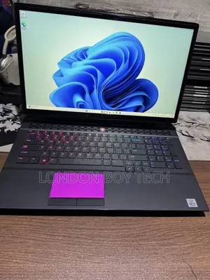 Photo - Laptop Dell 32GB Intel Core I9 SSD 1T