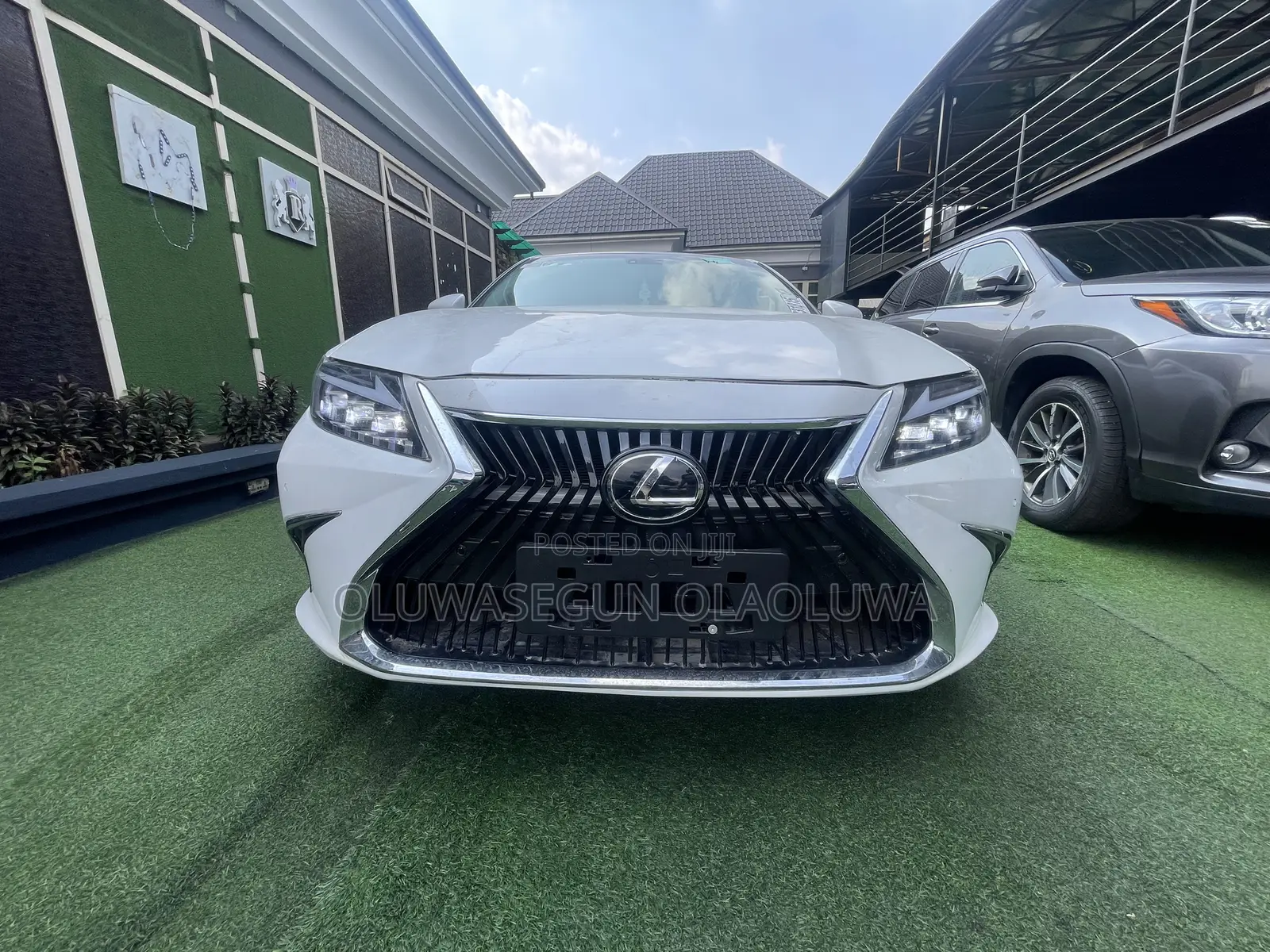 Lexus ES 350 FWD 2013 White