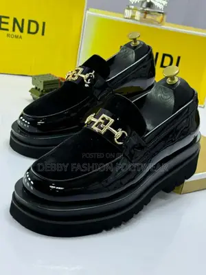 Fendi Quality Shoe